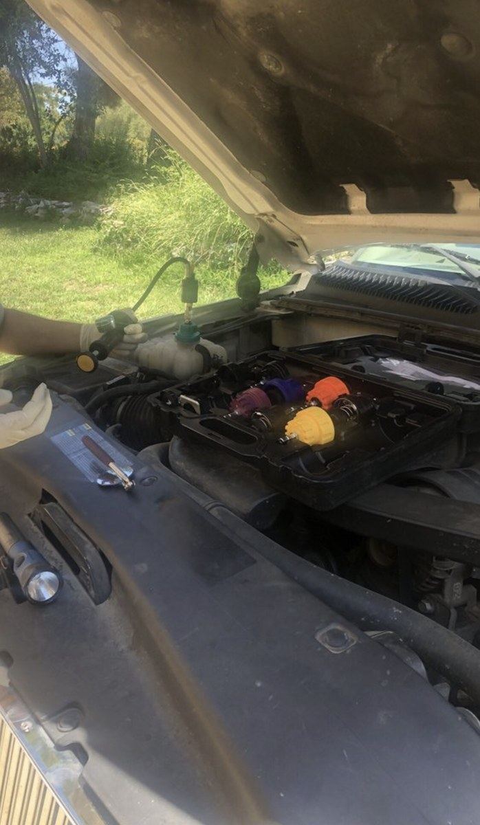 Cooling system pressure test at an Atlanta truck